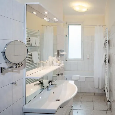 Haus Am Zoo Verschiedene Adressen