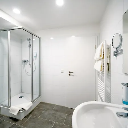 Hotel Haus Am Zoo Verschiedene Adressen 3*