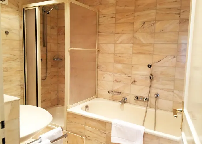 ホテル Haus Am Zoo Verschiedene Adressen 3*