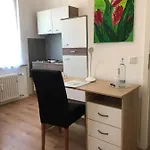 Haus Am Zoo Verschiedene Adressen 3* דיסלדורף